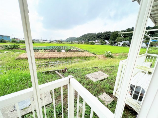 岩田ハイツB棟のバルコニー