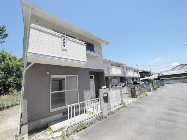 レイクビレッジ好村B