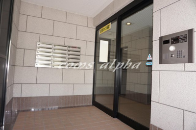 【エントランス】 | コルソ アダージョ | コルソ アダージョ　エントランス