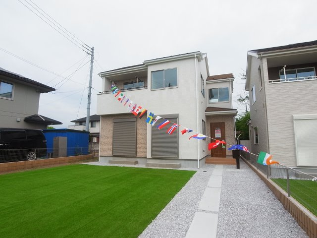 新築　北群馬郡吉岡町下野田Ⅰ期　Heartful　Town　1号棟の外観|現地写真　2022年8月完成！ご内覧等、お気軽にお問合せください♪　
