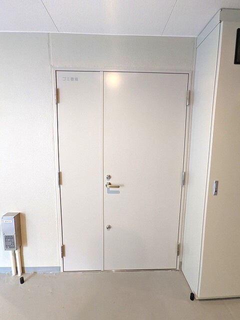 J.リヴィエール上野入谷フロントの設備|24時間利用可能な敷地内ごみ置場です