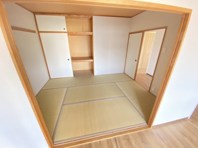 【玄関】 | ウイング旭ヶ丘