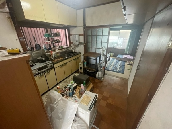 【居間・リビング】 | 守口市寺方元町1丁目　中古テラスハウス