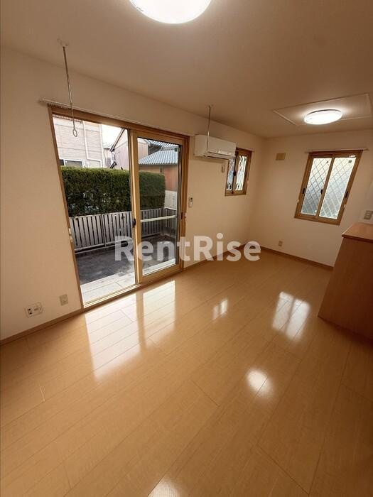 レジデンス ミツ２ Ａの居間・リビング