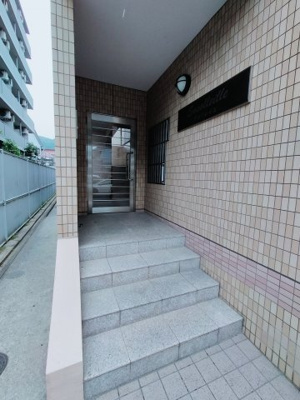 【エントランス】 | アンソレイユ