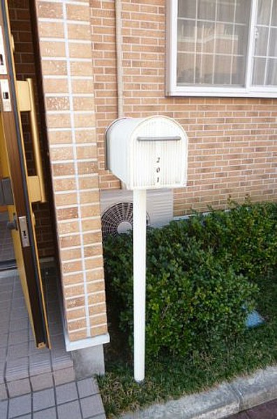ティファニーのエントランス|毎日通るエントランスはこのようになっています