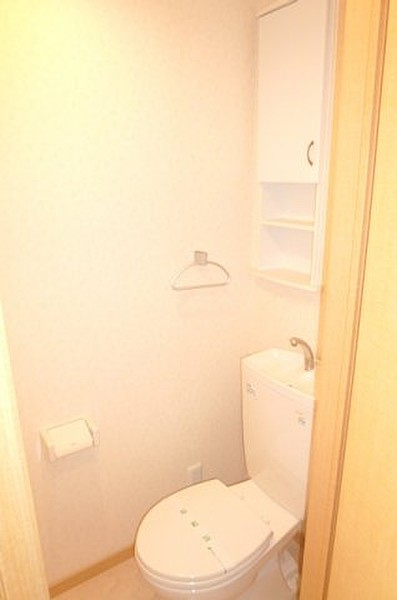 ティファニーのトイレ|落ち着いたトイレです