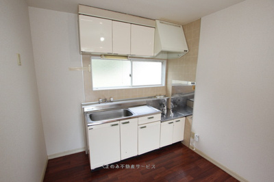 【キッチン】 | フレグランス石井A棟 | コンパクトなキッチンで掃除もラクラク