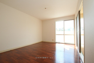 【居間・リビング】 | フレグランス石井A棟 | 使いやすいリビングです