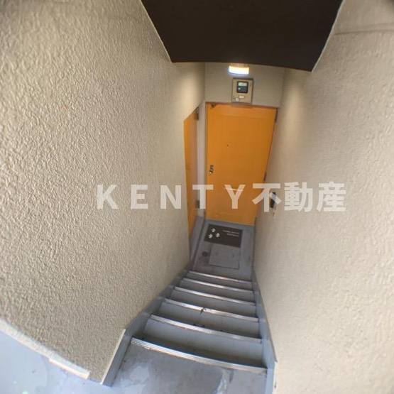【玄関】 | スカイハイツ | シンプルで使いやすい玄関です