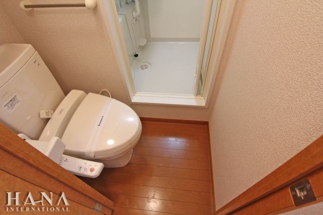 レオパレスパピエ薫風のトイレ