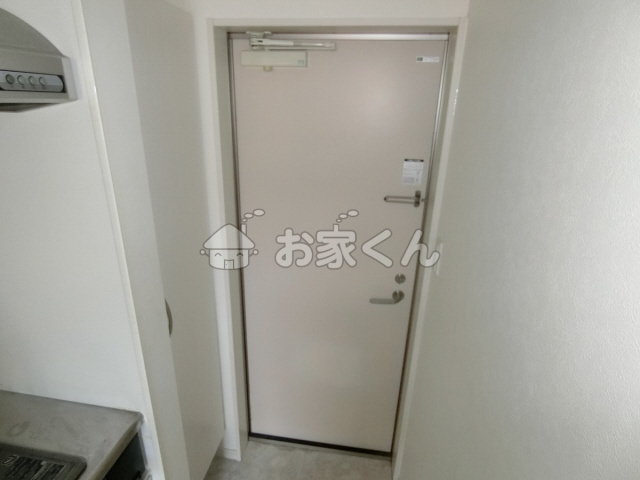 【玄関】 | ラ・ヴィータ川西 | シューズボックス付き玄関