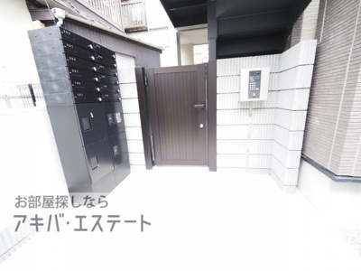 【エントランス】 | スプリングガーデン