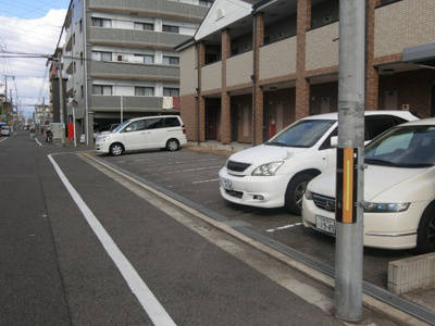 【駐車場】 | カーサ　ディ　パエーゼ
