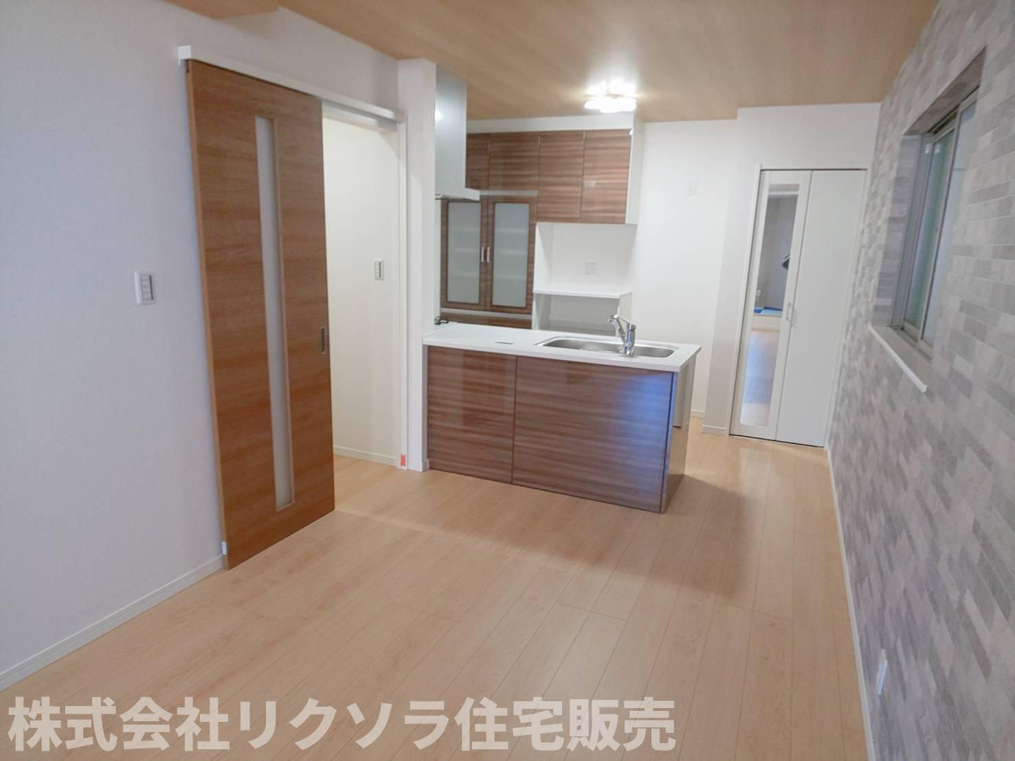 甲斐田新町　未入居一戸建てのキッチン|LDK16.4帖