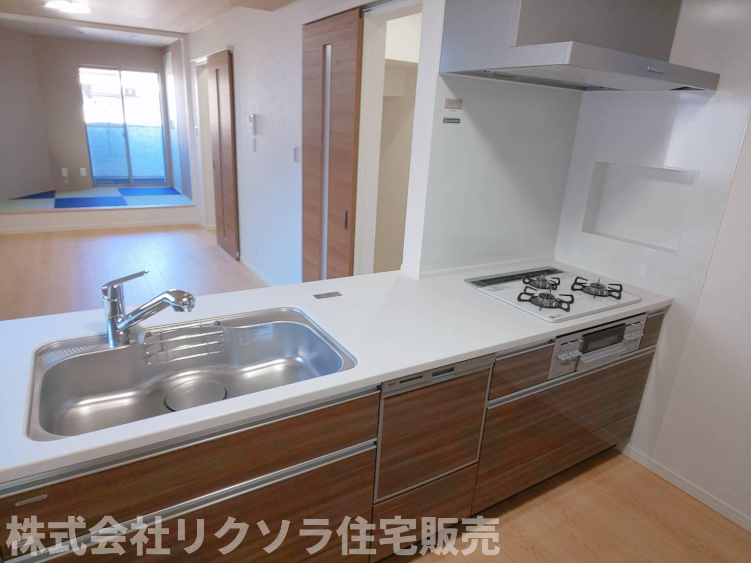 甲斐田新町　未入居一戸建てのキッチン|カウンターキッチン