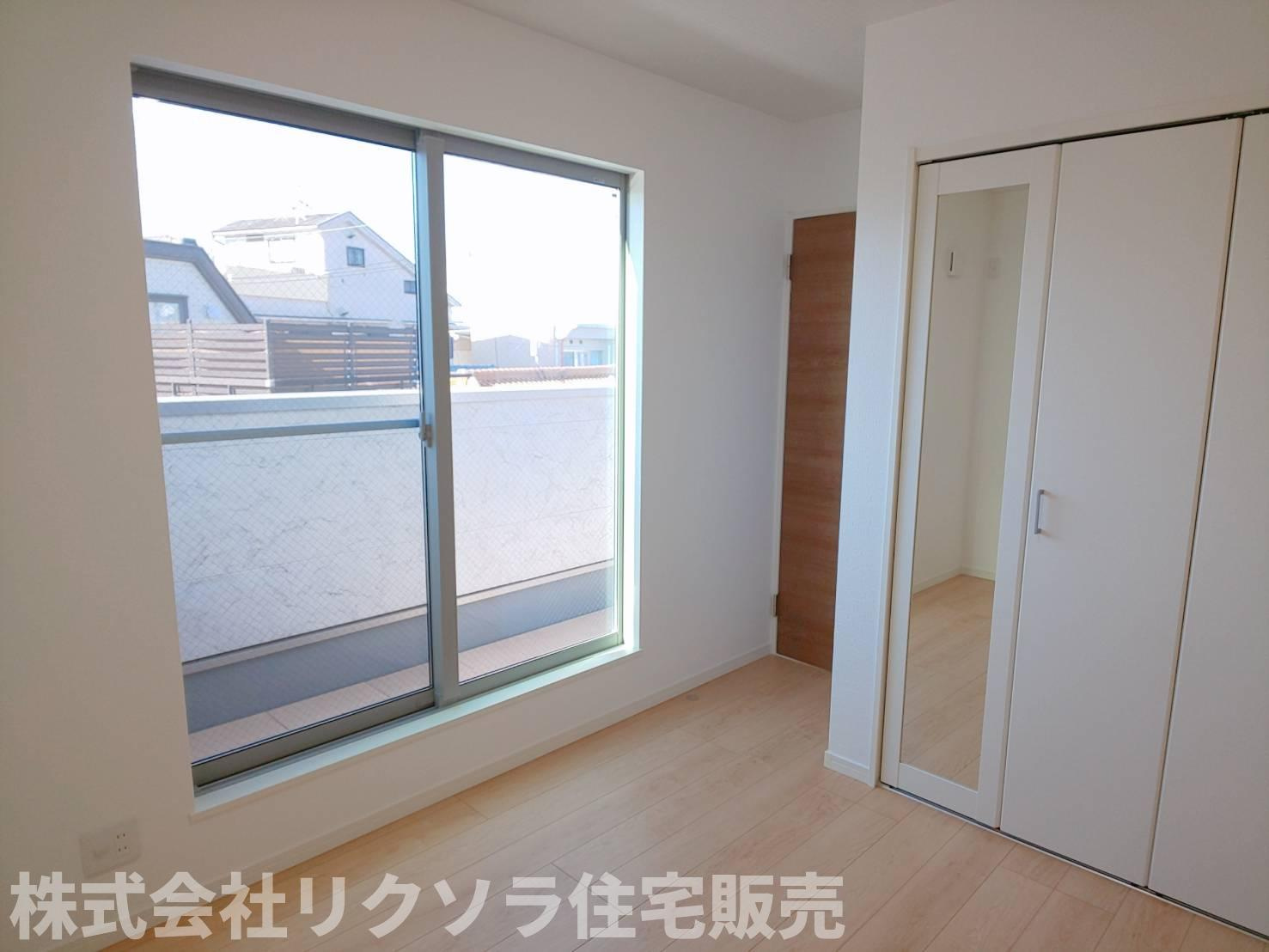 甲斐田新町　未入居一戸建ての寝室|洋室　5.8帖