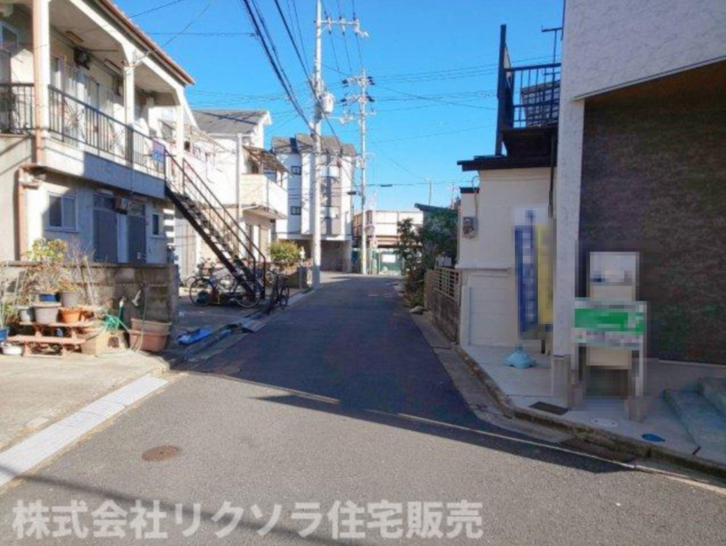 甲斐田新町　未入居一戸建ての前面道路含む現地写真|前道　幅員　4.0