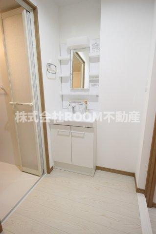 Lien12（リアンイチニ）の洗面所|コンパクトで使いやすい洗面所