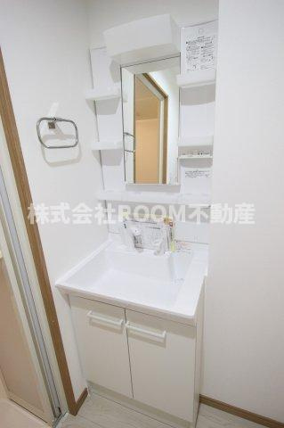 Lien12（リアンイチニ）の独立洗面台|独立洗面化粧台付き