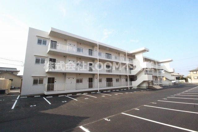 都城市一万城町の賃貸マンション