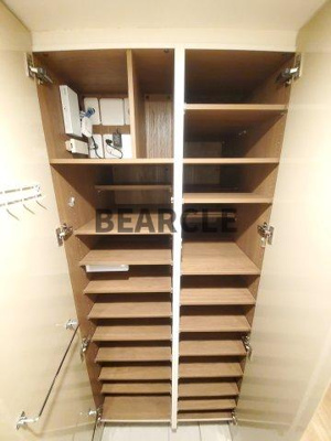 【収納】 | ジオエント御所北寺町通 | ちょっとした収納スペースも充実しています