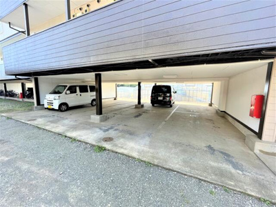 【駐車場】 | サンエルム３