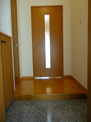  | スタジオ・ァ・レーズ