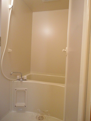  | スタジオ・ァ・レーズ