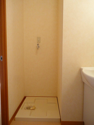  | スタジオ・ァ・レーズ