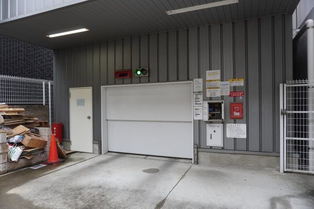 仲介手数料0！！RIDGE大曾根の駐車場