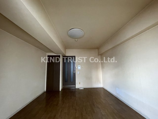 TM南森町の居間・リビング|居間です