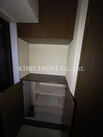 TM南森町の玄関|明るい玄関です