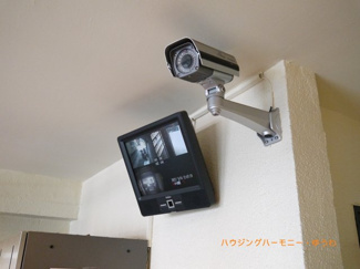 【その他共用部分】 | 防犯カメラもついてますので、トラブル対策は十分です。
