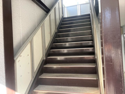 【その他共用部分】 | コーポラス睦 | 【共用部・階段】