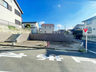 【前面道路含む現地写真】