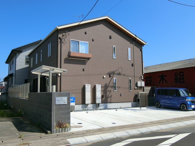 ＭＡＩＳＯＮ　ＴＲＵＦＦＥの外観