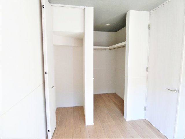 ＭＡＩＳＯＮ　ＴＲＵＦＦＥの収納