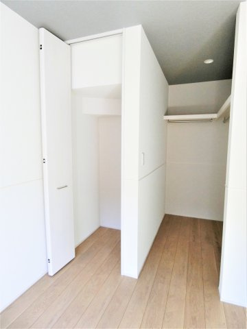 ＭＡＩＳＯＮ　ＴＲＵＦＦＥの収納