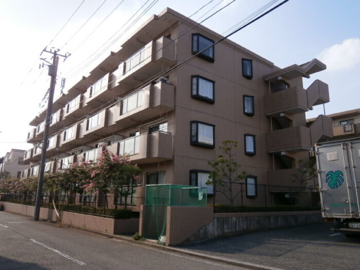 カサベルデUの外観|外観