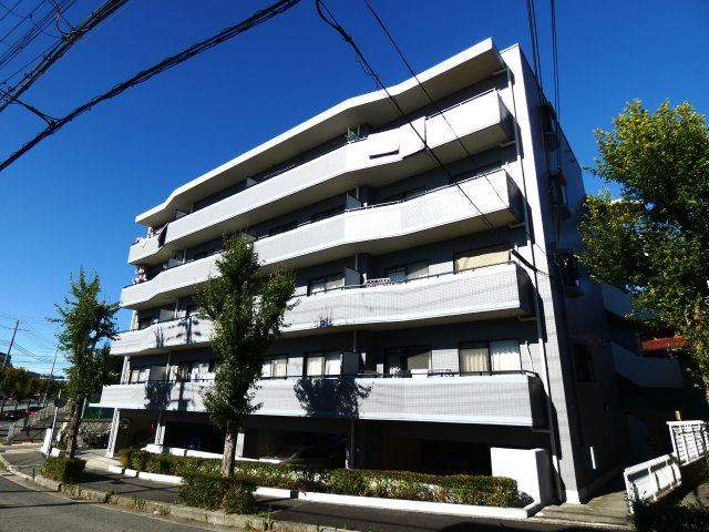 ファミールハイツの外観|ファミールハイツ