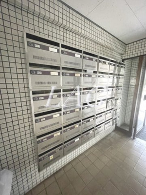 【その他共用部分】 | キャッスルマンション椎名町 | 集合ポストです。