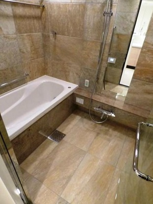 千代田区五番町の賃貸マンションの浴室