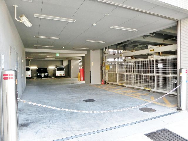 ソラーレNの駐車場