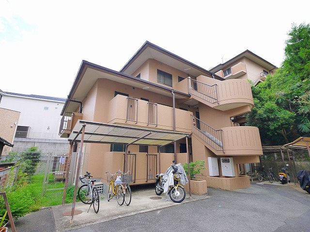 パークヴィレッジ学園前