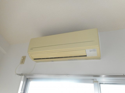 【設備】 | アソシエイトプラザ | エアコン付き
