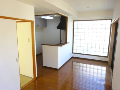 【居間・リビング】 | キャロル御影