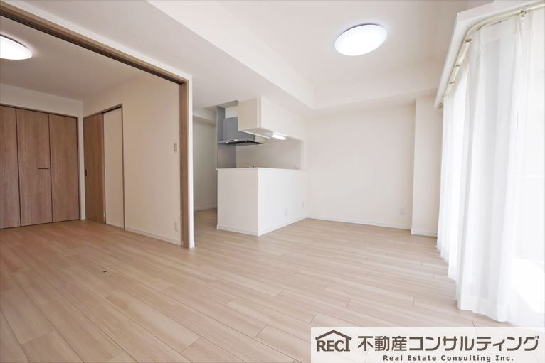 リヴロ新甲南の外観|南向き