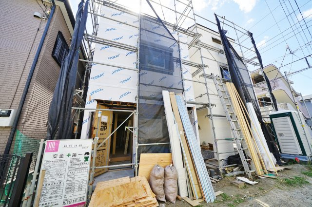 【横浜市保土ケ谷区霞台21-1新築戸建てＢ棟】★仲介手数料無料★（岩崎小学校・岩崎中学校）の外観