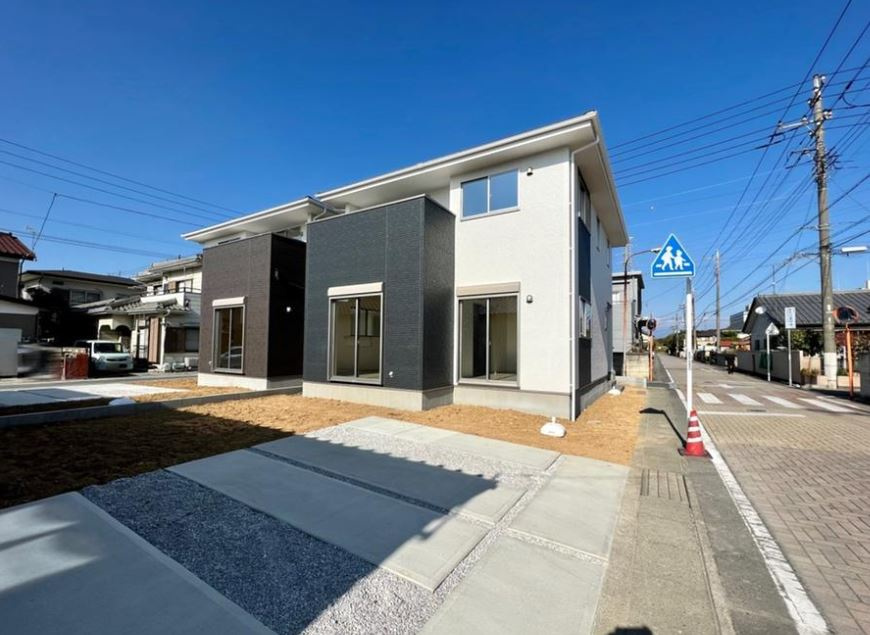 高崎市新町40期（全2棟）2号棟の前面道路含む現地写真|前面道路含む現地写真です